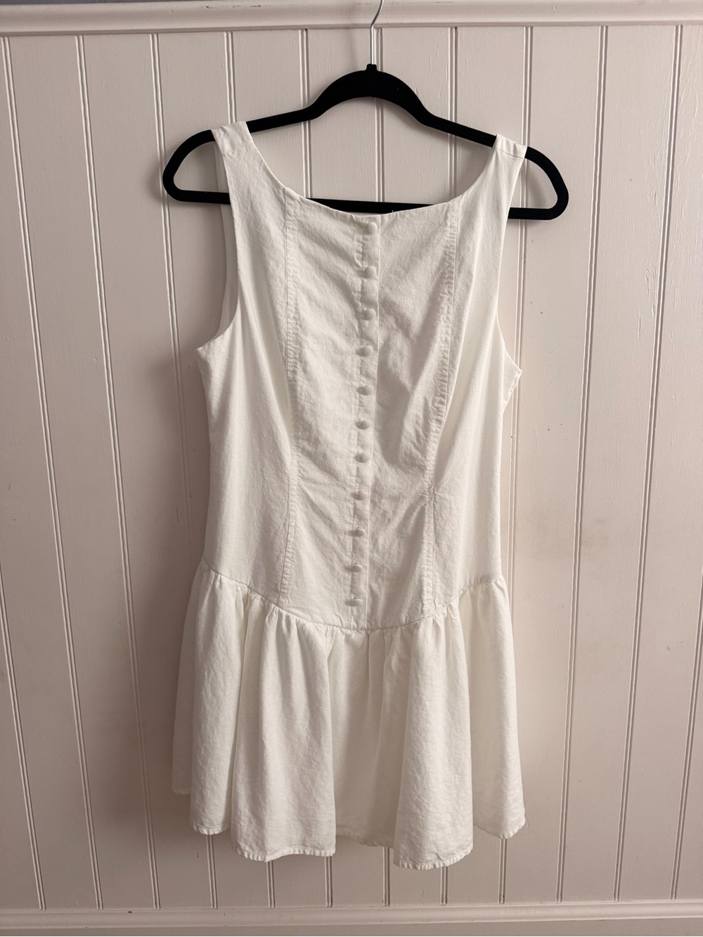 White Sleeveless Button-Back Drop Waist Dress European Summer M